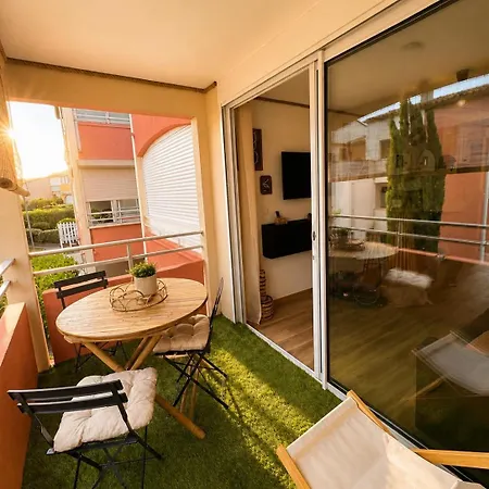 Le Naxos Clim Parking Balcon Agde